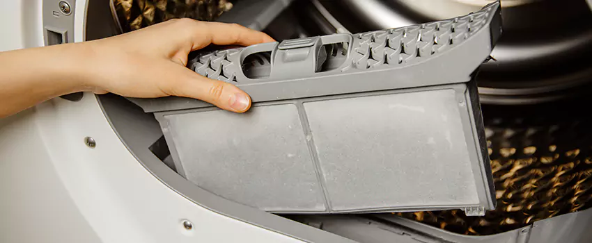 Signs Of A Clogged Dryer Lint Trap in Sanger, California